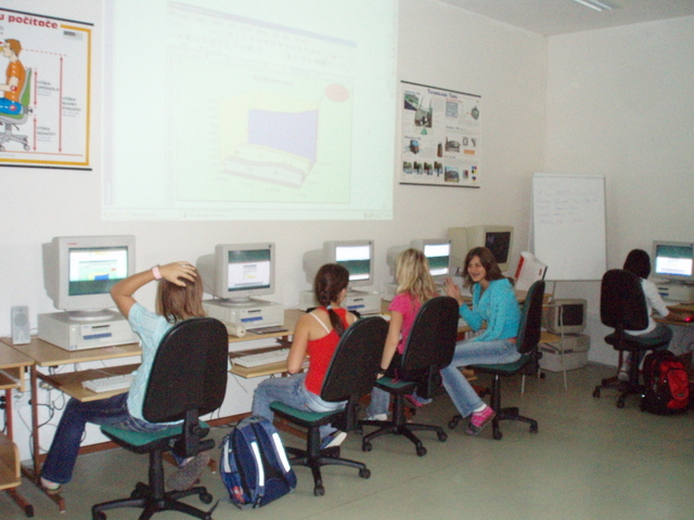 uebna informatiky zvtit